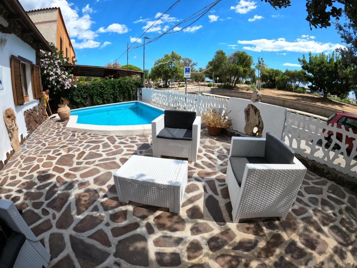 Villa Sari Affitta Camere La Caletta Dış mekan fotoğraf